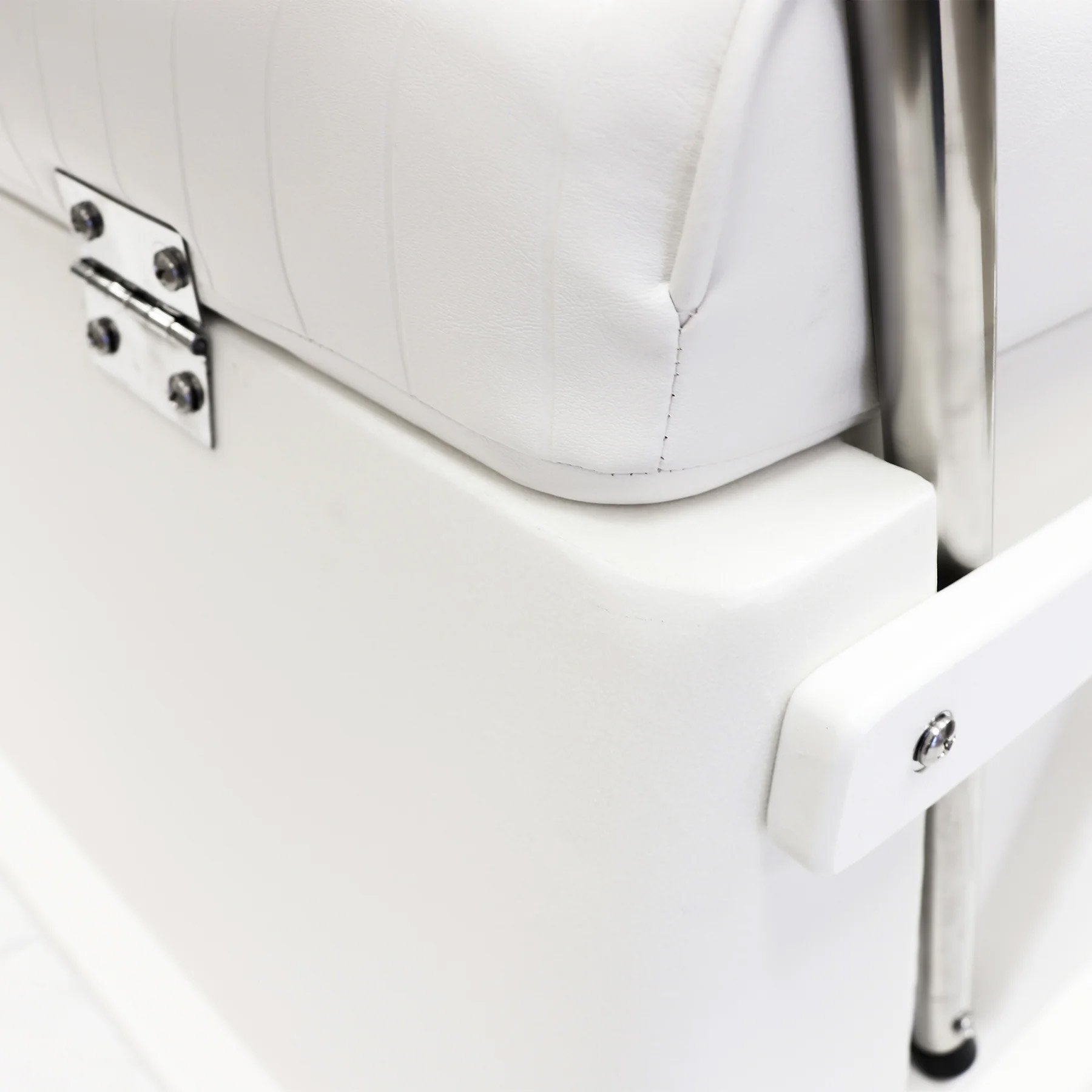 Wise 8WD437SS Offshore Swingback 62 Qt Cooler Seat | Color — Brite White - Image 4